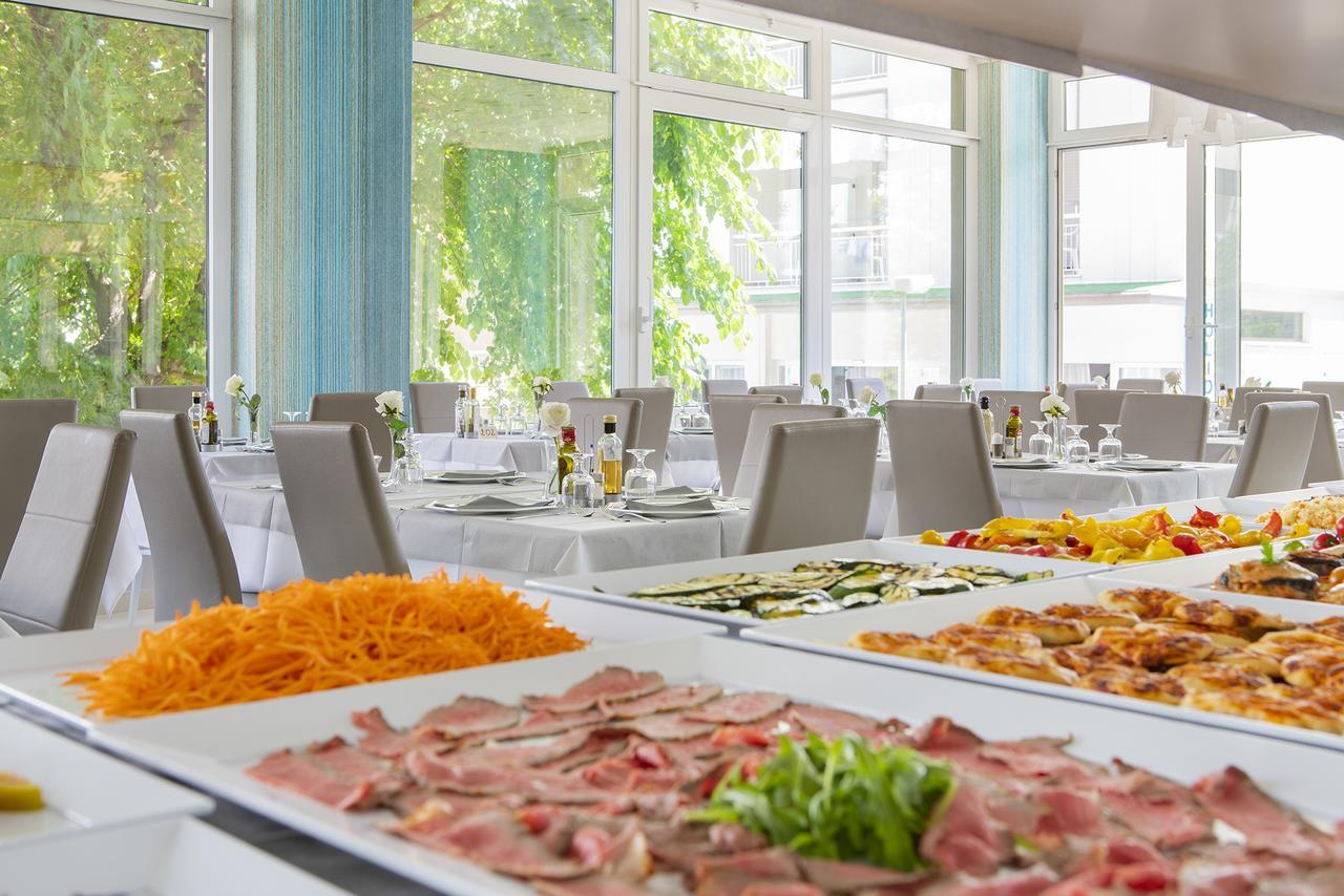 Hotel Pacific Cattolica Kültér fotó
